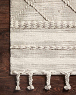 Sawyer SAW-05 Silver 7'-6" x 9'-6" Area Rug