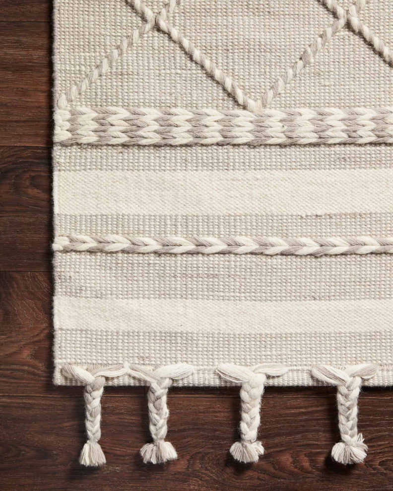 Sawyer SAW-05 Silver 7'-6" x 9'-6" Area Rug