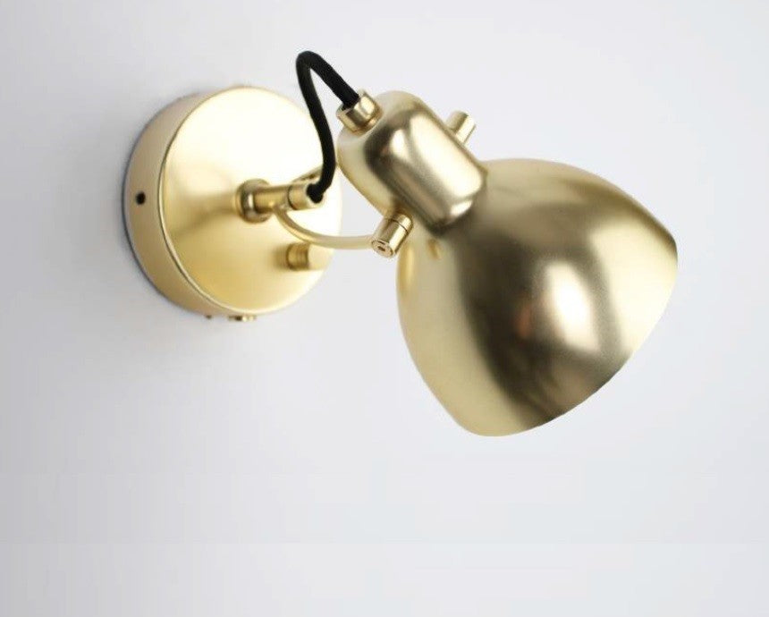 Laito Wall Lamp, Brushed Brass