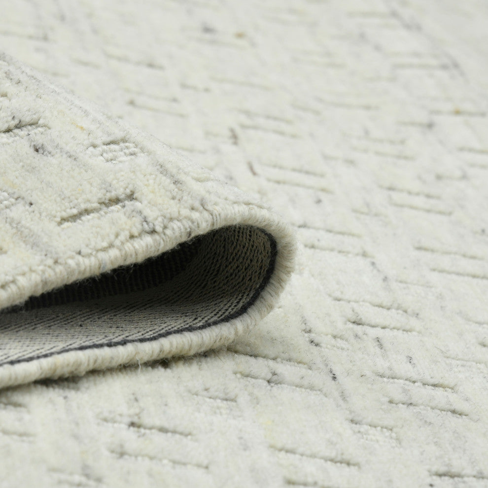 Houston Aliya Area Rug, White, 5' x 7'6", Geometric