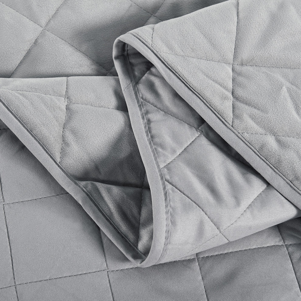 Velvet Quilted 5 Piece Bed Spread Set, Silver, Over-Sized King 122" X 106"