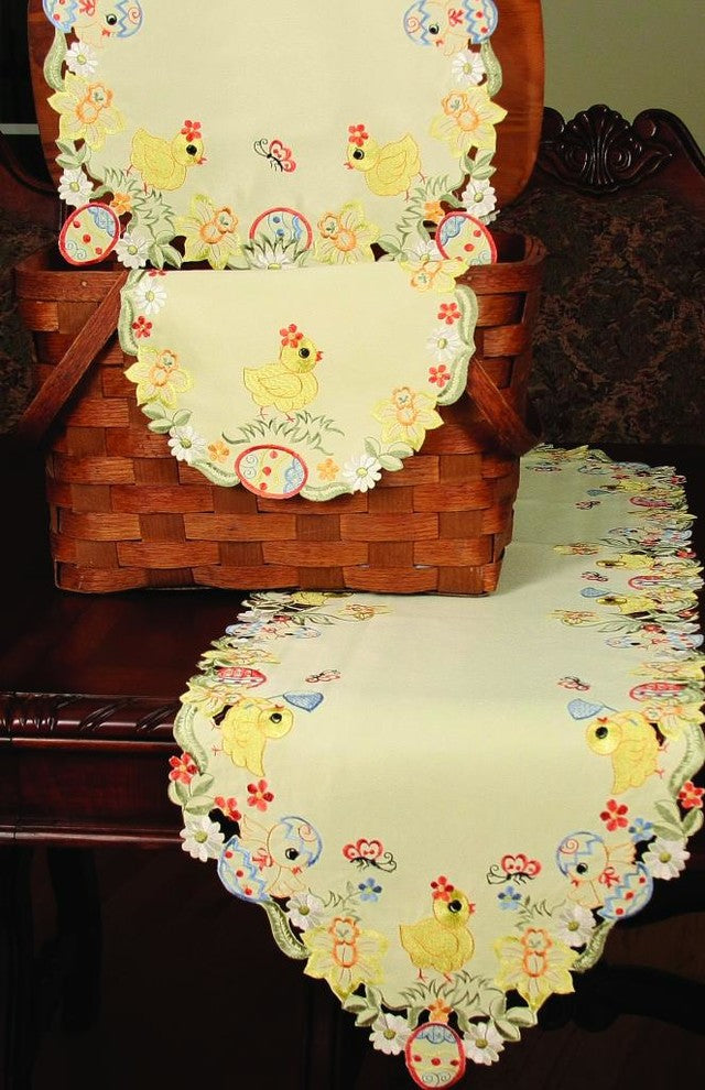 Spring Baby Chicks 12" Round Doily, Set of 4