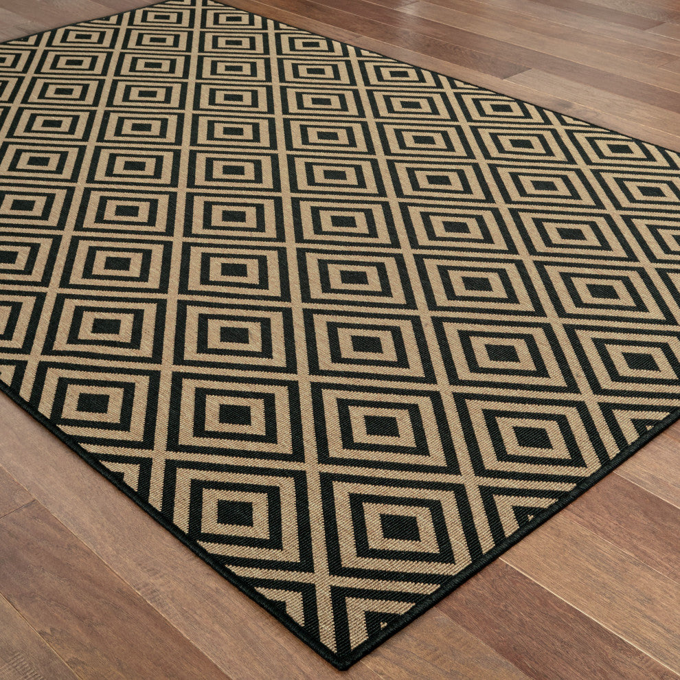 Martinique Dimond Lattice Black/ Tan Indoor/Outdoor Area Rug, 3'7"x5'6"