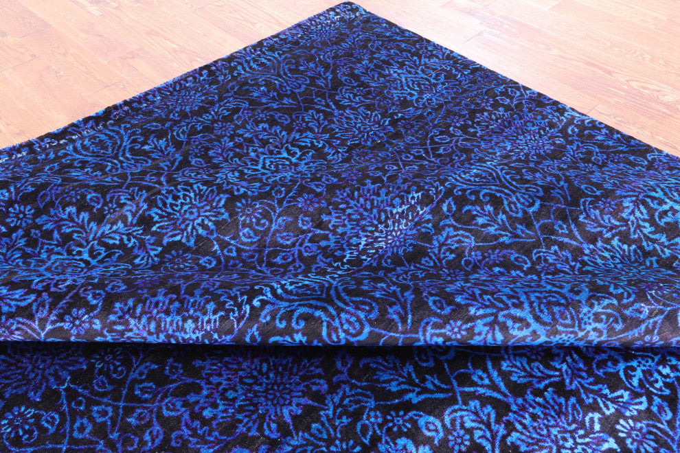 8' 10" X 11' 9" Persian Hand Knotted Silk Rug Q6803