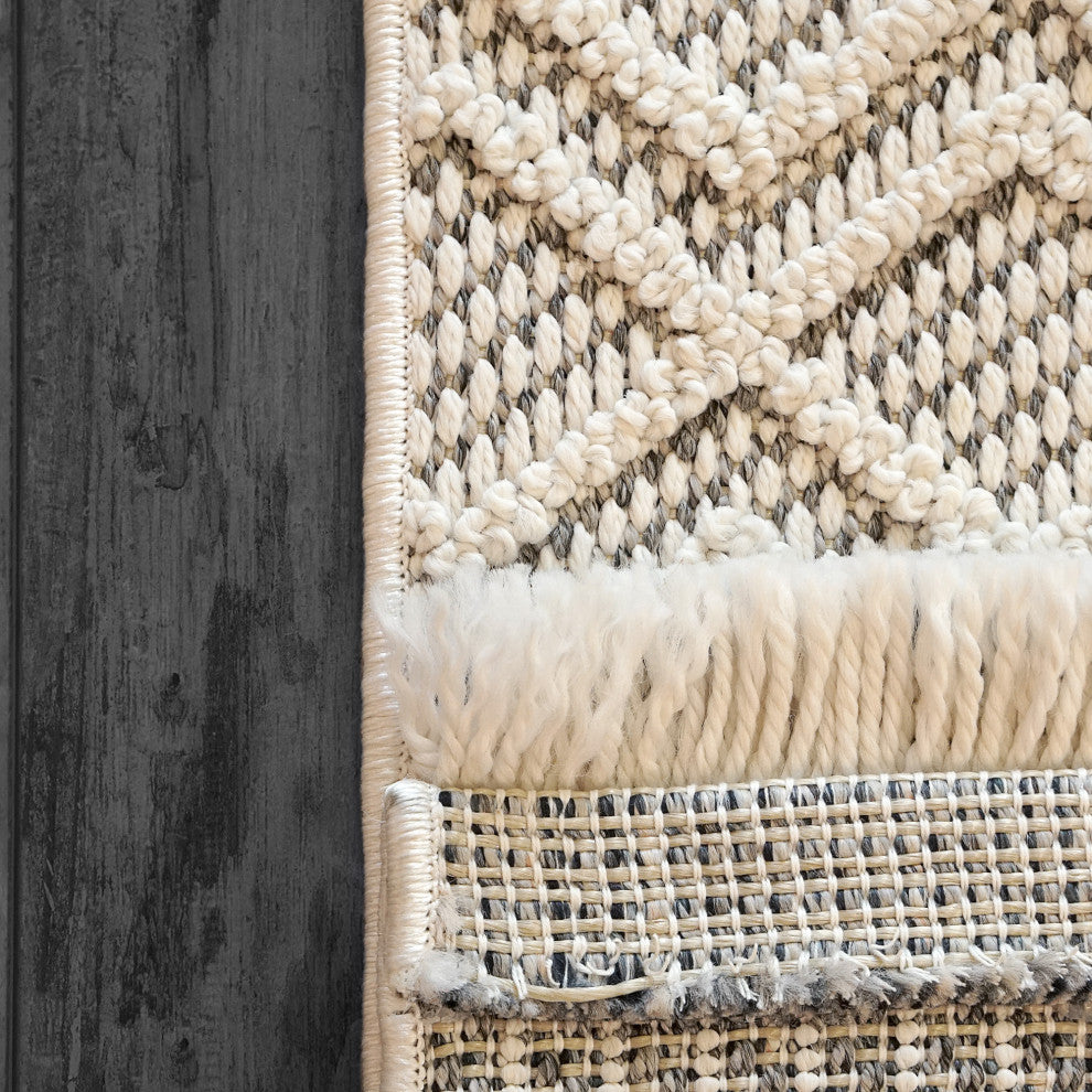 Dynamic Rugs Seville Polypropylene Machine-Made Area Rug, 7.10x10'