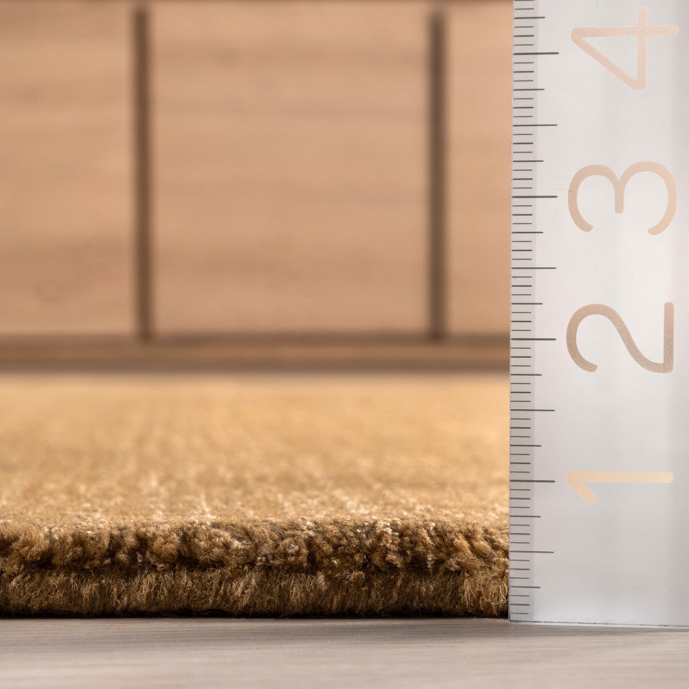 Arrel Speckled Wool-Blend Area Rug, Wheat 2' 6" x 12'