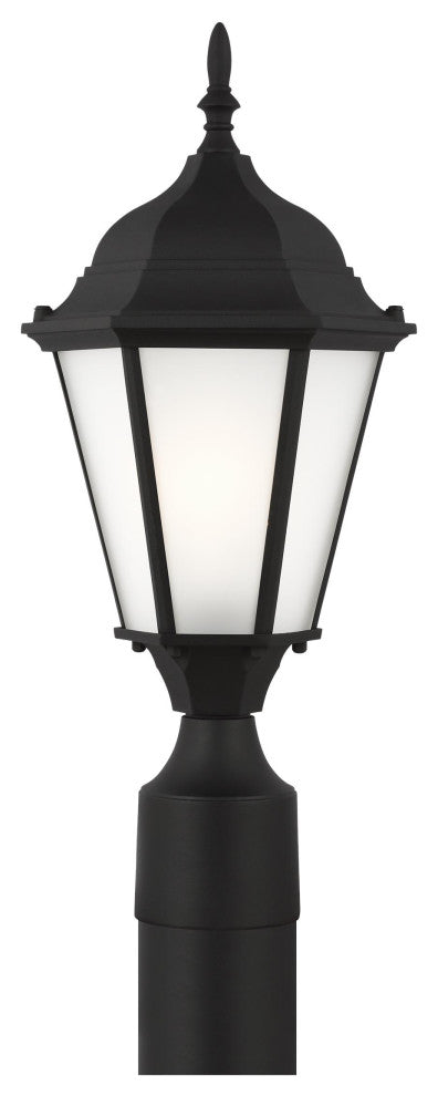 Bakersville 1-Light Outdoor Post Lantern, Black