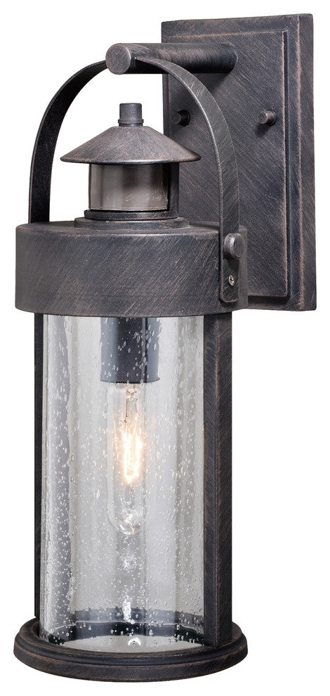 Cumberland Dualux 6" Outdoor Wall Light Rust Iron