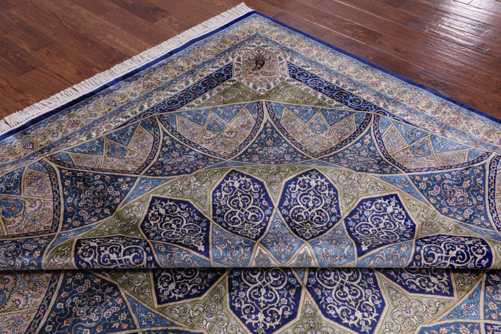 8' Square High End Persian 100% Silk Hand Knotted Rug Q4796