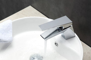 Aqua Siza Single Lever Bathroom Vanity Faucet, Chrome