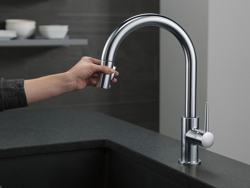 Delta Trinsic Single Handle Pull-Down Kitchen Faucet, Arctic Stainless