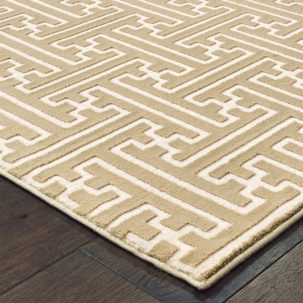 Oriental Weavers Bowen Gold/ Ivory Geometric Indoor Area Rug 6'7"X9'6"