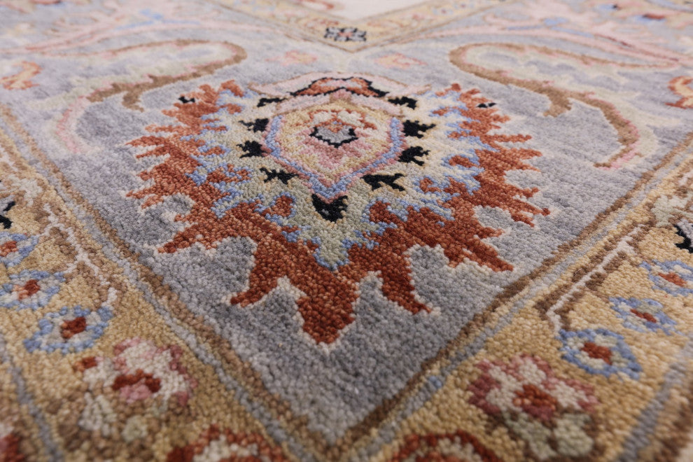 8' 1" X 9' 9" Hand-Knotted Persian Tabriz Wool Rug Q9025