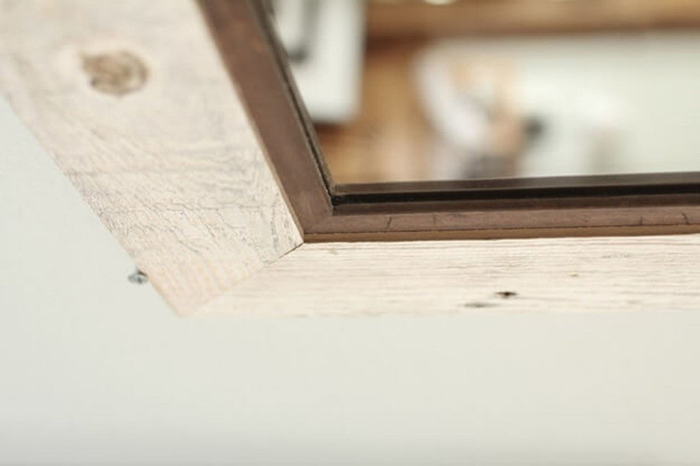 Rustic Mirror, Park City Style Barnwood With Alder Inset, 18"x22"