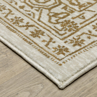Iris Two-Tone Medallion Ivory/ Gold Area Rug 6'7" x 9'6"