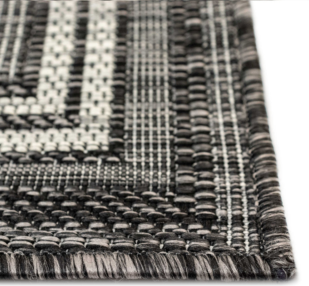 Carmel Multi Border Indoor/Outdoor Rug, Black, 3'3"x4'11"