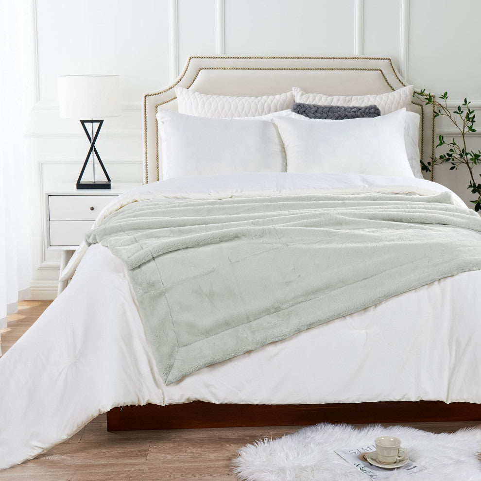Fox Faux Fur Throw Blanket, Moonstruck, 50''x60''