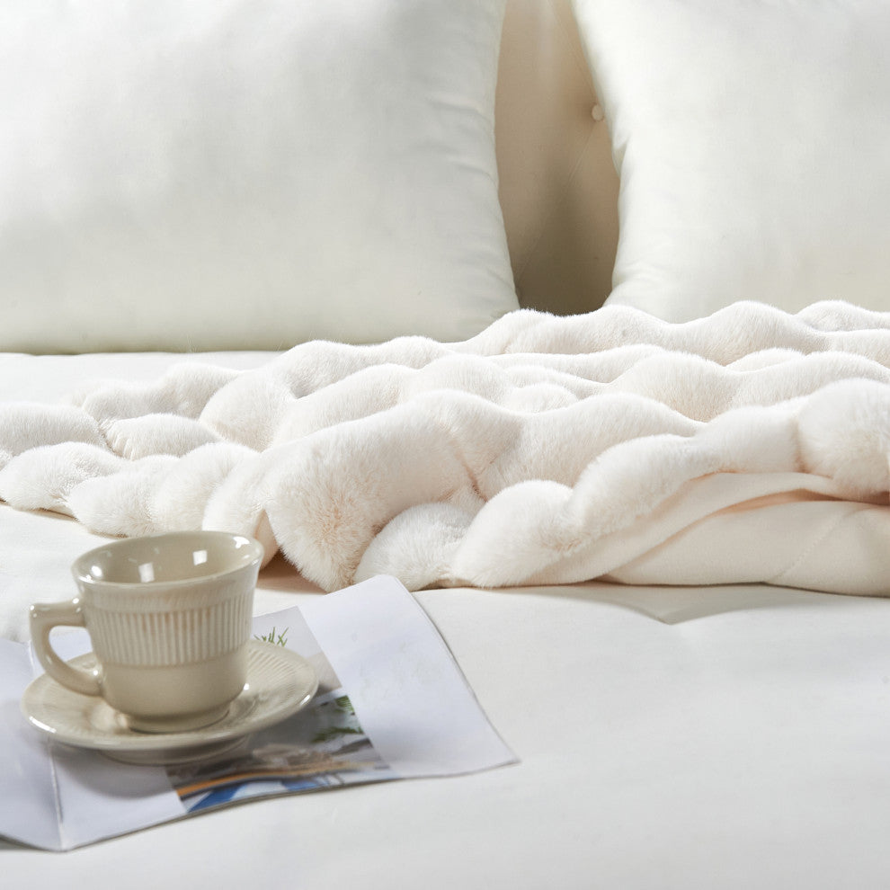 Textured Bubble Faux Fur Throw Blanket, White, 50''x60''