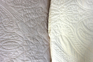 Super Soft Plush Solid Paisley Magic Carpet Quilt Set, Beige, Full