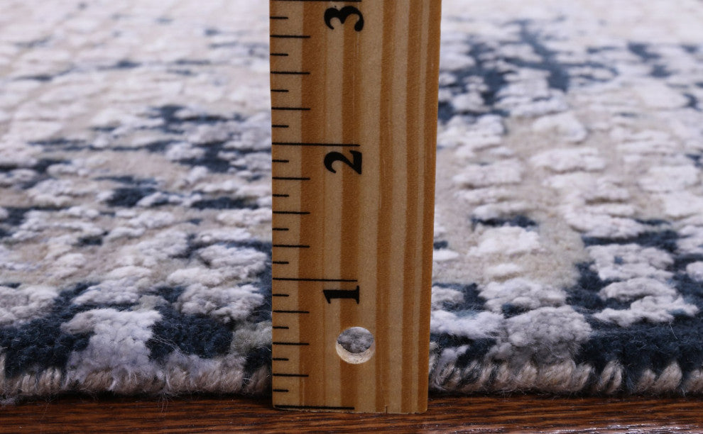 6' 6" X 9' 8" Wool and Silk Modern Hand Knotted Rug Q7127