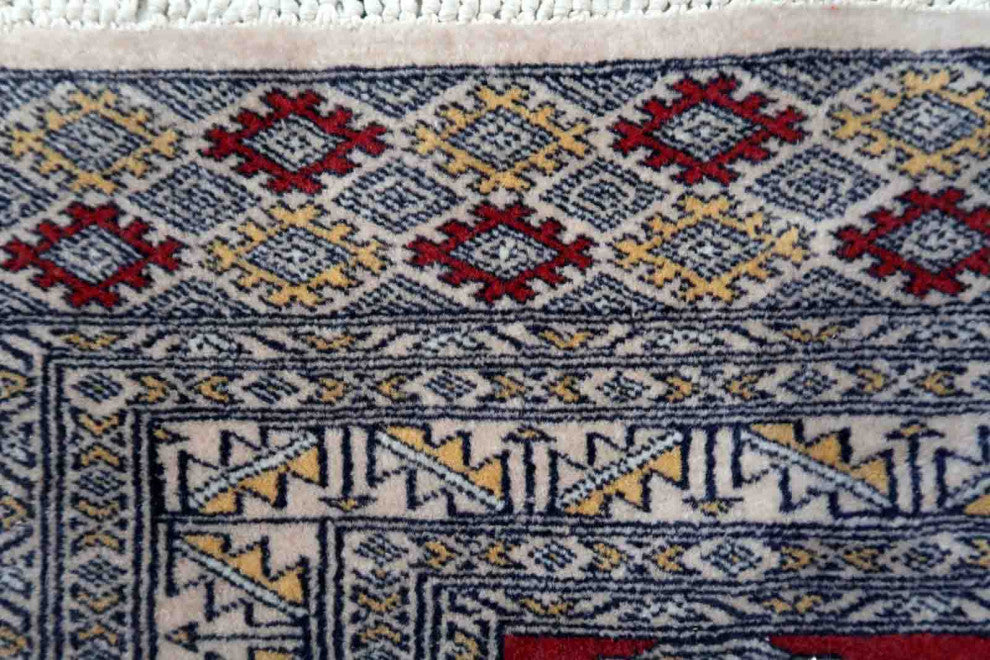 Handmade Vintage Uzbek Bukhara Rug 3.2'x5.1', 98cmx156cm, 1970s