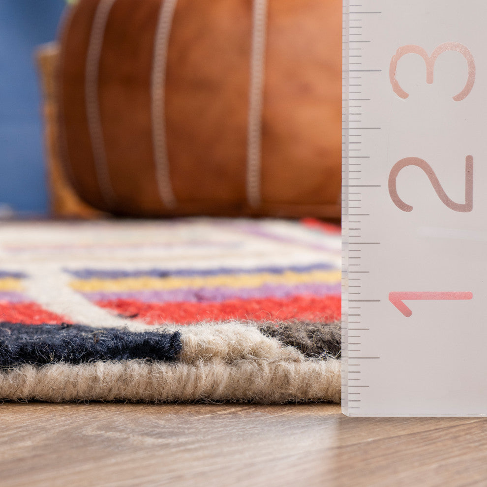Nuloom Hand-Tufted Tikal Geometric Rug, Multicolor 6'x9'