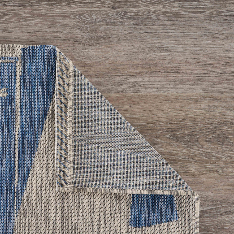 5' X 7' Gray Indoor Outdoor Area Rug