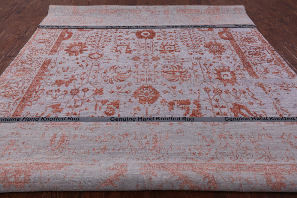 Persian Hand Knotted Wool and Silk Rug 9' 11" X 13' 10" Q9117