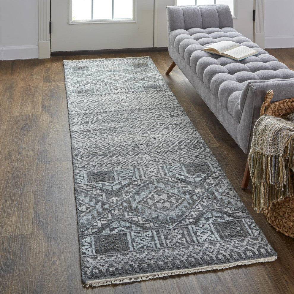 Weave & Wander Eckhart Blush/Ivory 2'6"x10' Hand Knotted Area Rug