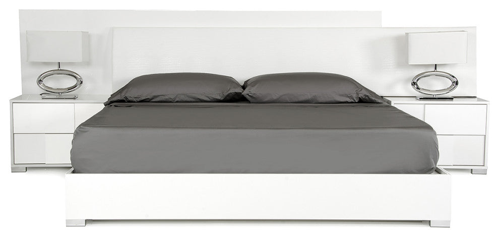 HomeRoots 46" White MDF and Steel Queen Bed