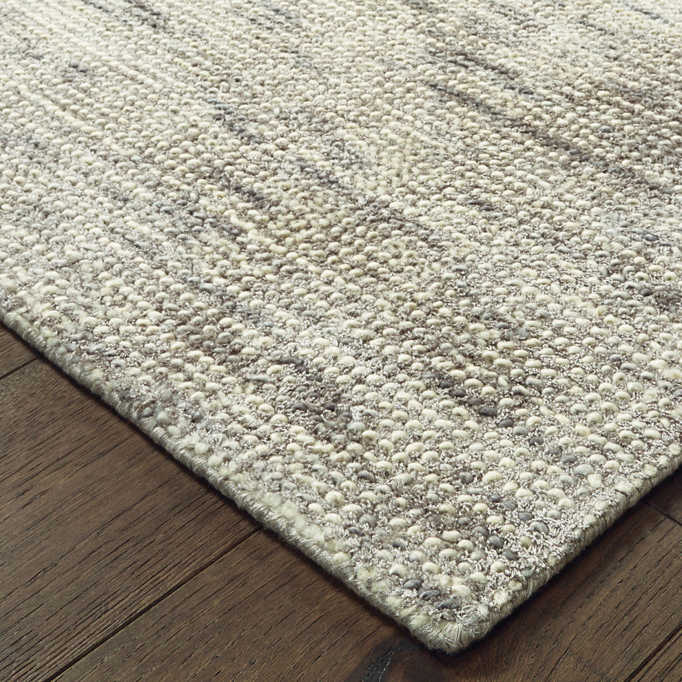 Liana Hand-Tufted Wool and Viscose Shaded Solid Stone/Gray Rug, 2'6" x 8'