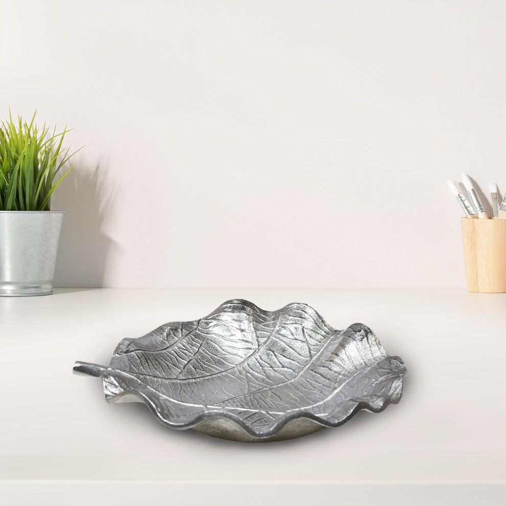 Handmade Decorative Aluminium Tray, Silver Color Coated