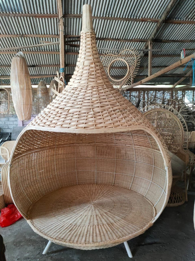 Rattan Weaver Nest Daybed