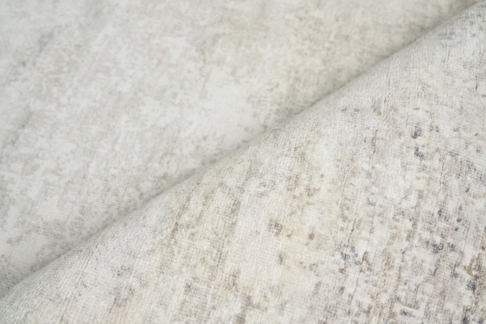 Fine Pure Silk Hand-Knotted Silk Silver/Ivory Area Rug