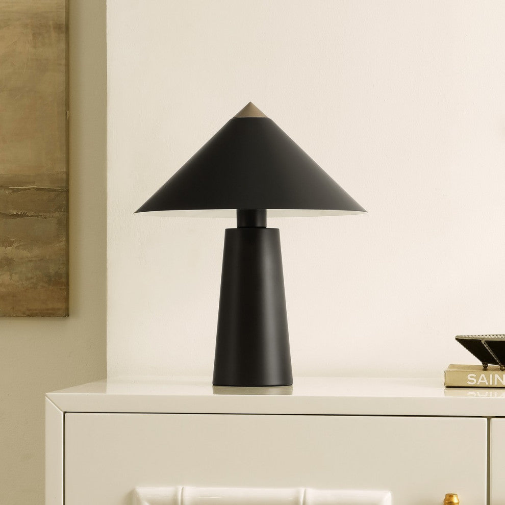 Safavieh Syuna 17" Table Lamp