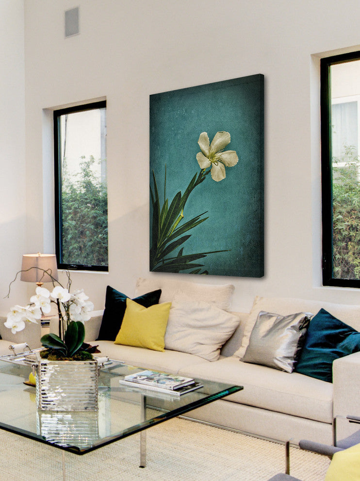 "White Flower Right" Painting Print on Wrapped Canvas, 30x45