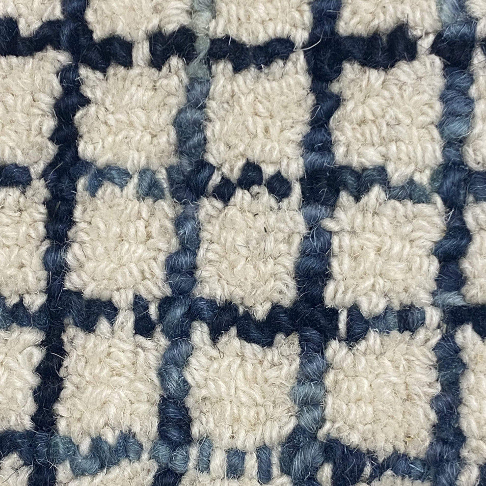 5" x 8" Navy and Ivory Grids Area Rug
