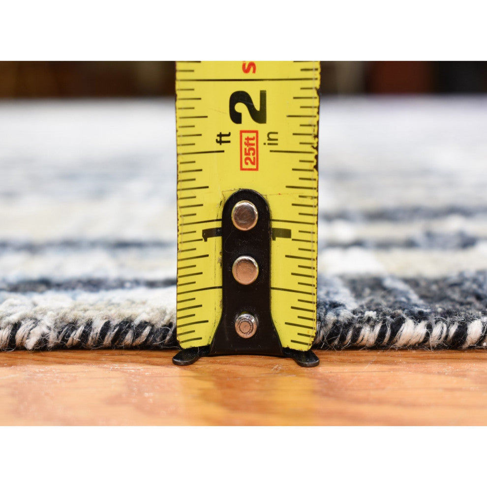 Black and White Zig Zag Design Pure Silk and Textured Wool Rug, 9'0" x 12'0"