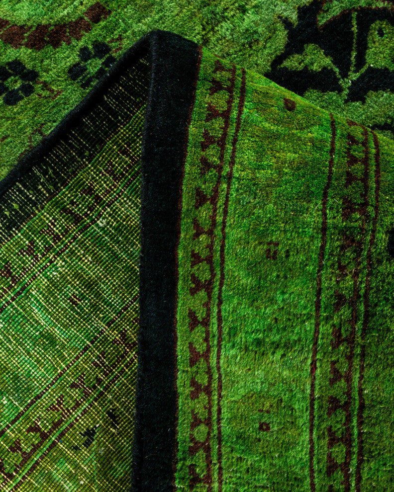 Fine Vibrance, One-of-a-Kind Hand-Knotted Area Rug Green, 8' 4" x 10' 0"