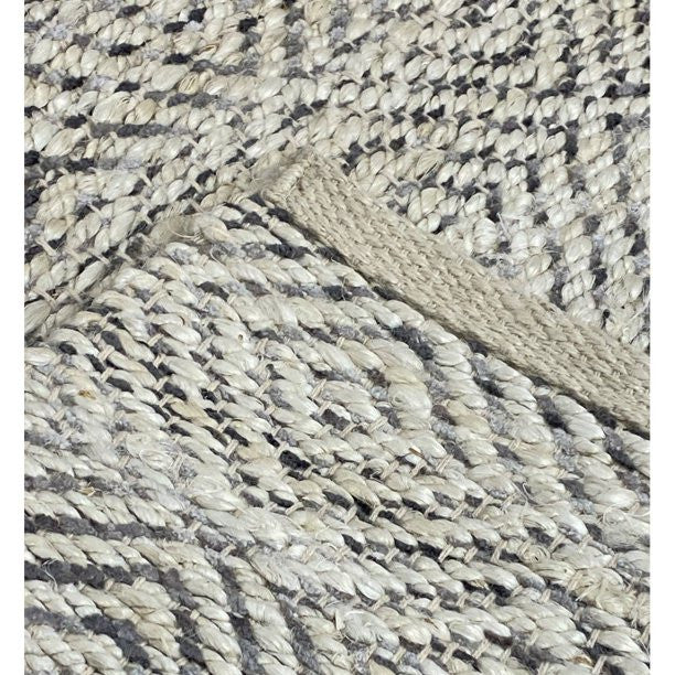 7" x 9" Tan and Gray Ornate Geometric Area Rug
