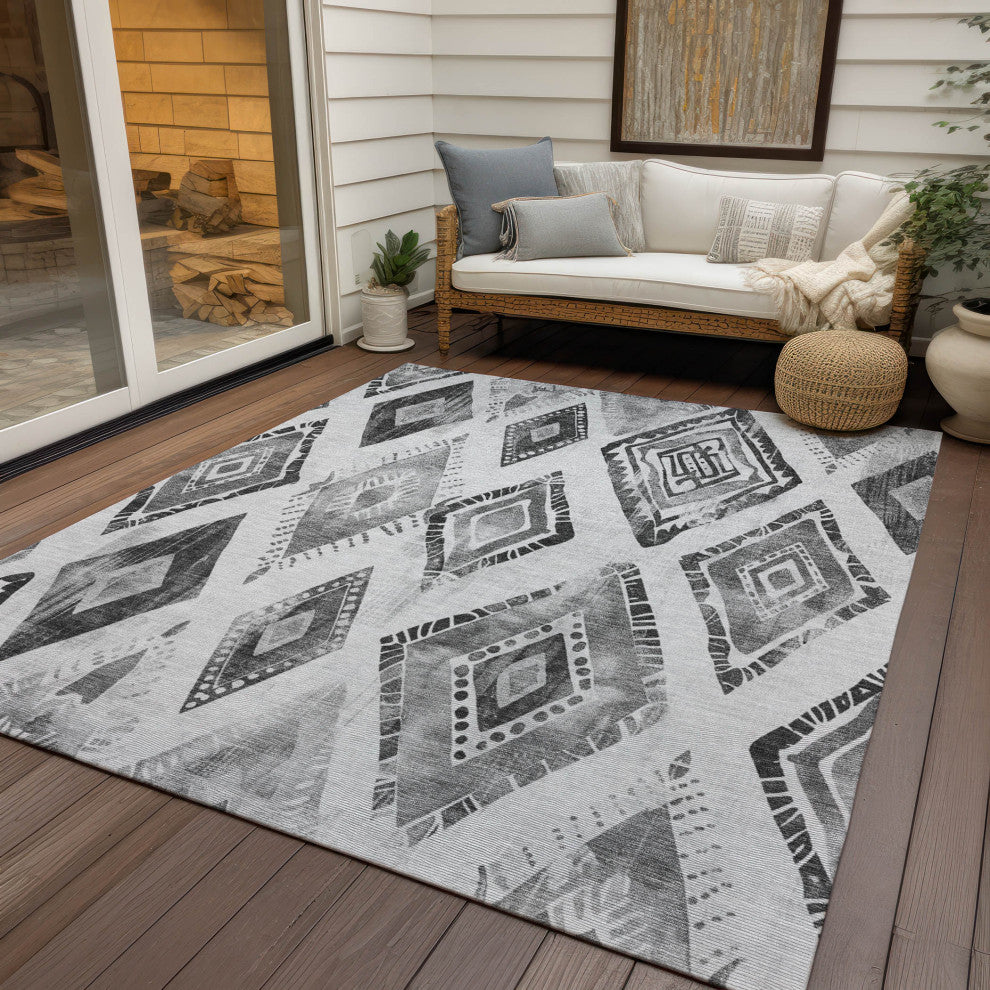 Machine Washable Indoor/Outdoor Chantille ACN1861 Gray 5' x 7'6" Rug