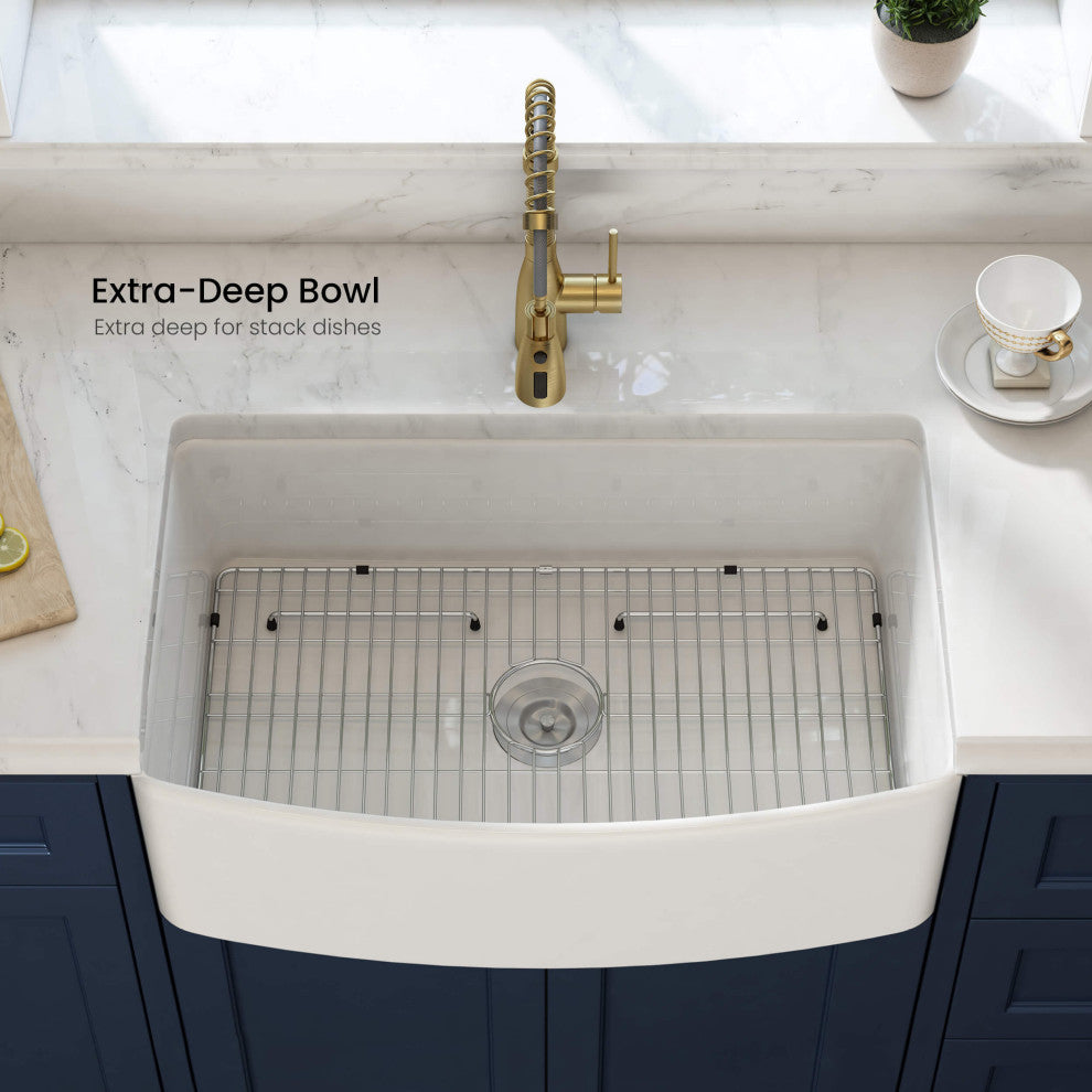 Pure 33" Curved Apron Front Farmhouse Kitchen Fireclay Sink