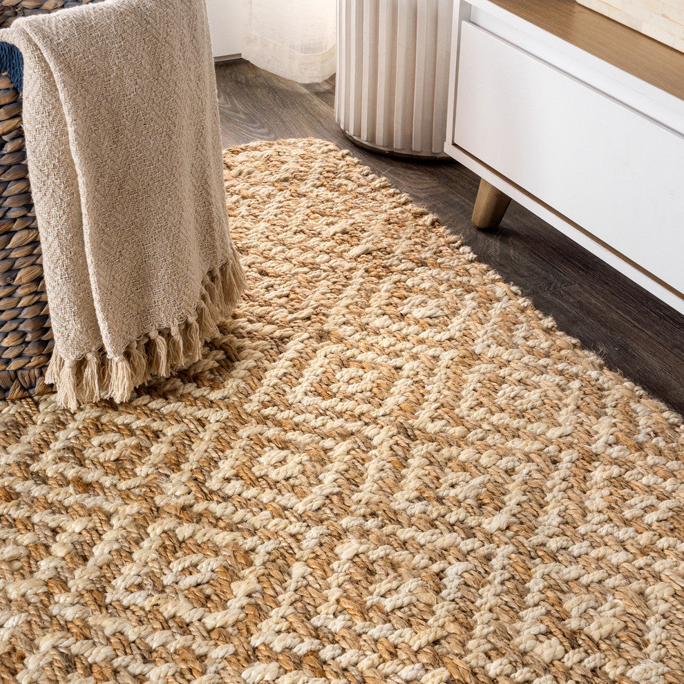 Hira Hand Woven Diamond Chunky Jute Natural  4' x 6' Area Rug