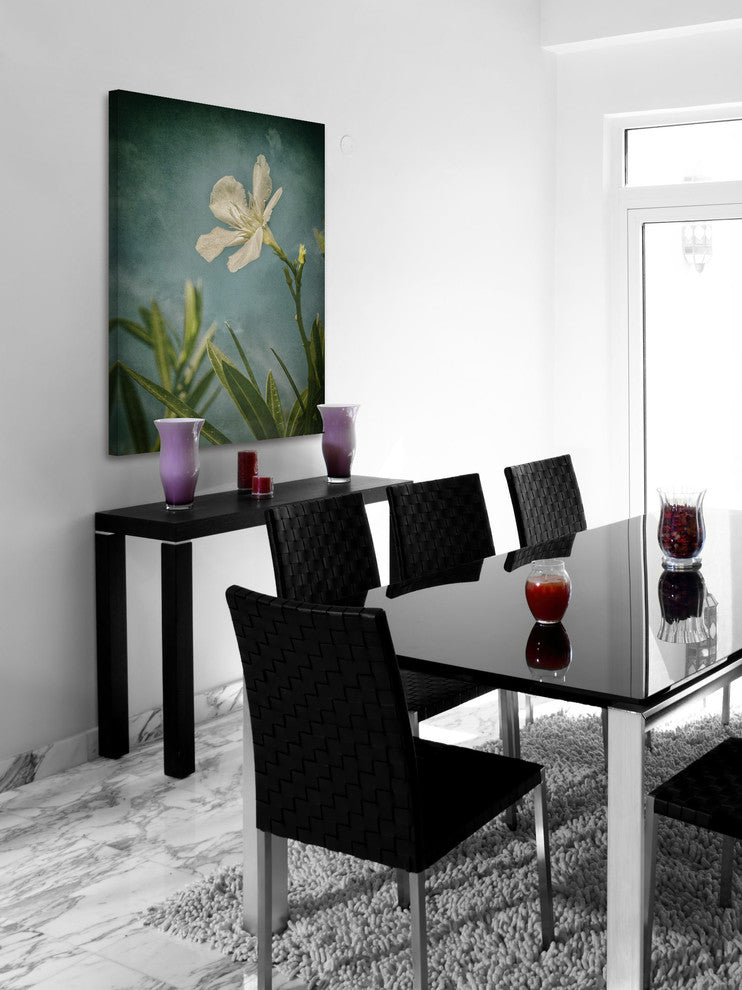 "White Flower Left" Painting Print on Wrapped Canvas, 20x30