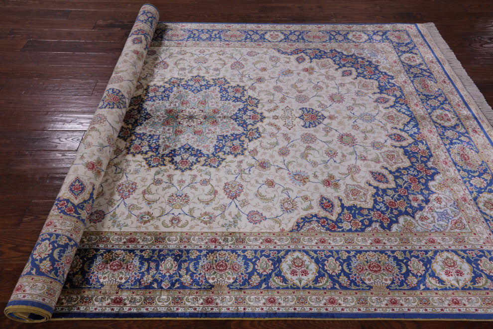100% Silk High End Persian Hand Knotted Rug 6' 0" X 9' 0''- Q4811