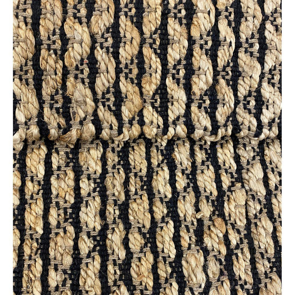 5" x 7" Tan and Black Ornate Geometric Area Rug