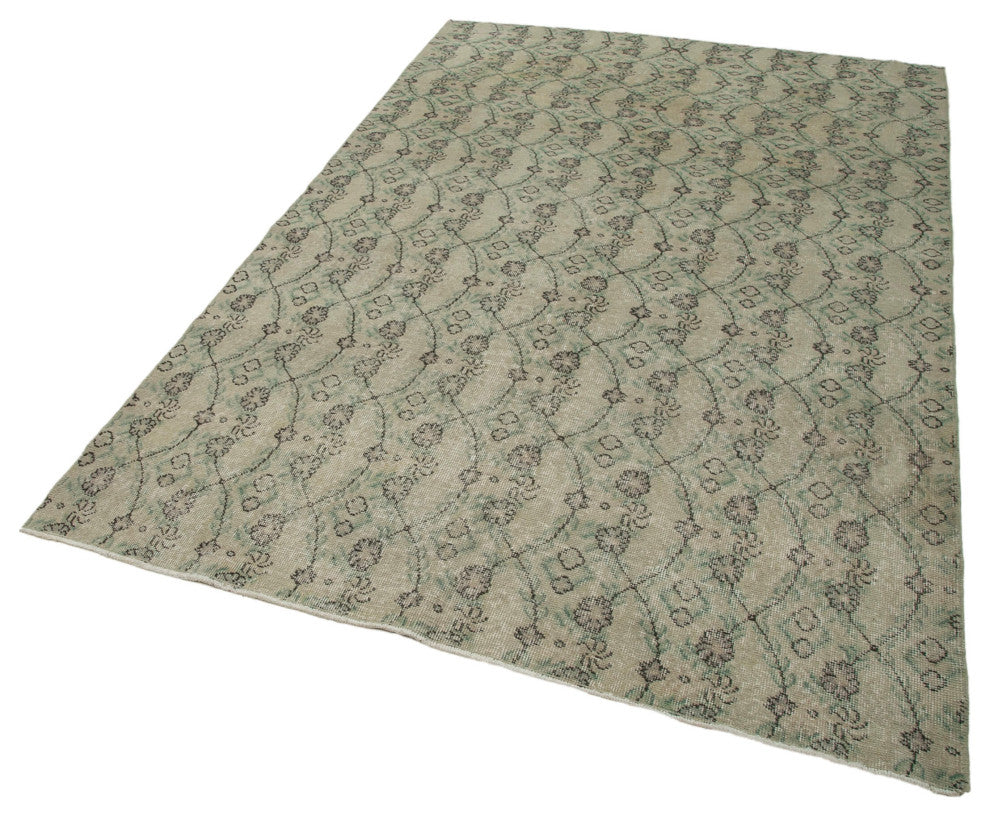 Rug N Carpet - Handwoven Turkish 5' 4'' x 8' 6'' Low Pile  Vintage Rug