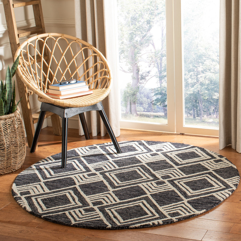 Safavieh Micro-Loop Collection MLP154 Rug, Charcoal/Ivory, 5' Round