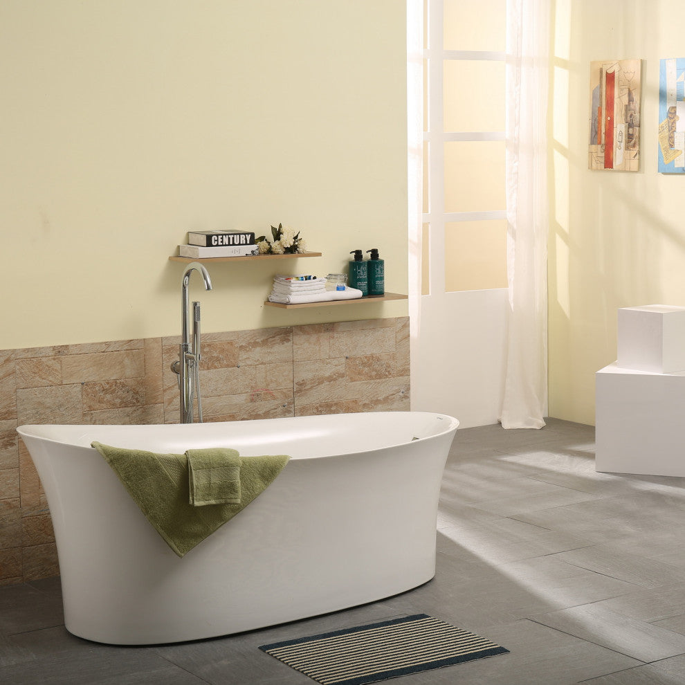 Loja 67" x 33" Soaking Bathtub, White Finish