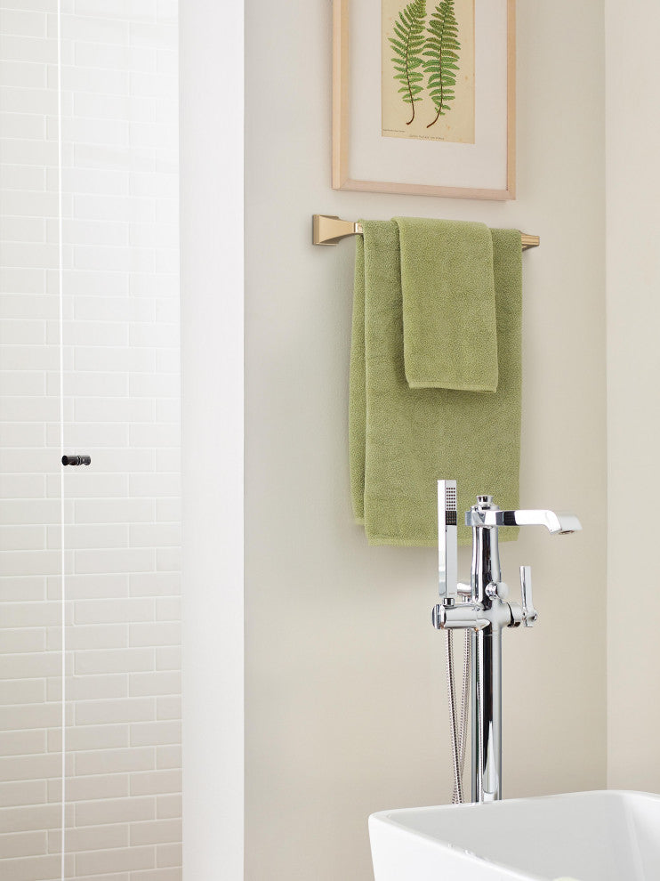 Amerock Mulholland Traditional Towel Bar, Champagne Bronze, 18" Center-to-Center